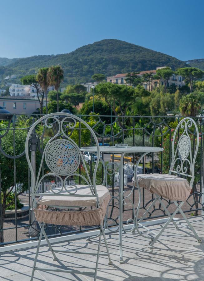 Alloggio Nuovissimo Al Centro E Rilassante Ischia Eksteriør billede